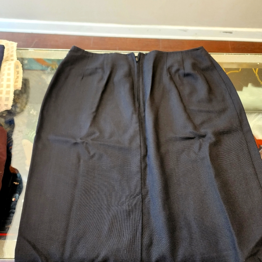 Size 9/10 Bentley black skirt